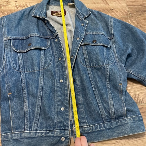 SOLD / Vintage Made in Canada Denim Jacket - Picture 7 of 7